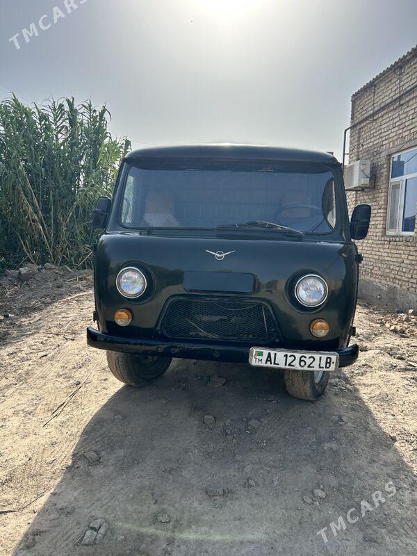 UAZ 452 1984 - 60 000 TMT - Фарап - img 1