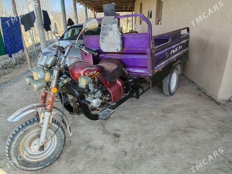 Fekon FK200-14G 2014 - 18 000 TMT - Гурбансолтан Едже - img 1