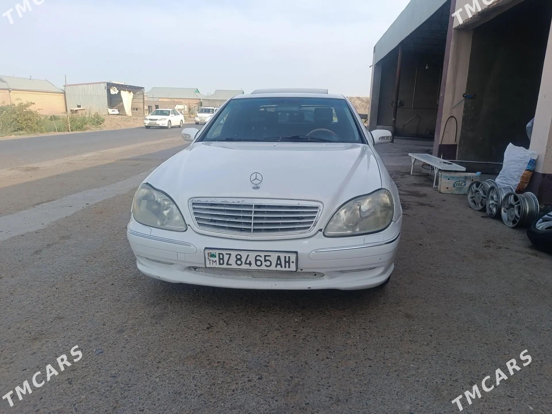 Mercedes-Benz S-Class 2000 - 100 000 TMT - Мары - img 1