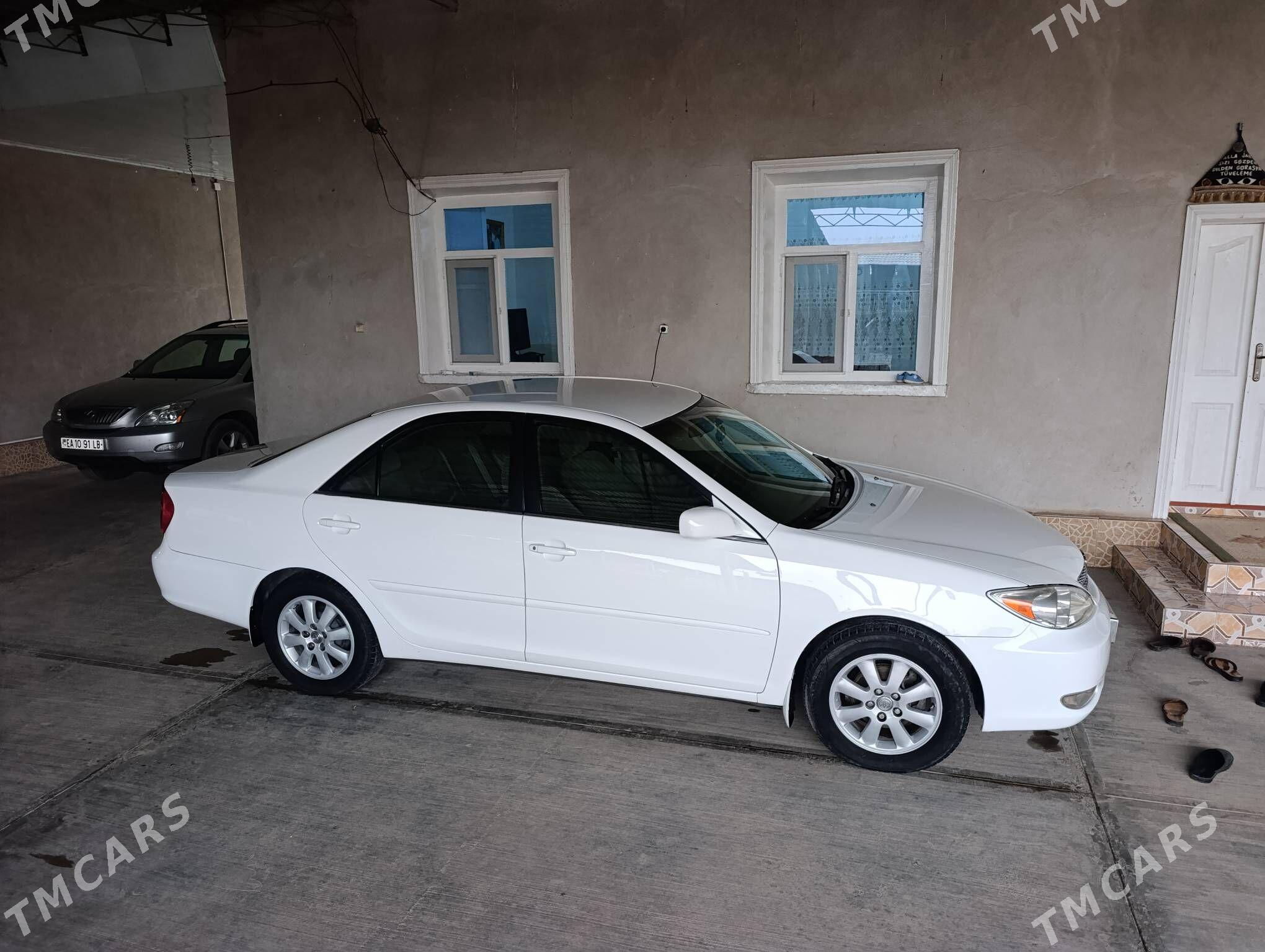 Toyota Camry 2002 - 195 000 TMT - Халач - img 1