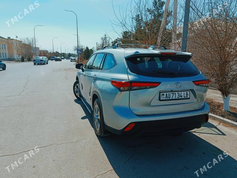 Toyota Highlander 2021 - 600 000 TMT - Türkmenabat - img 1