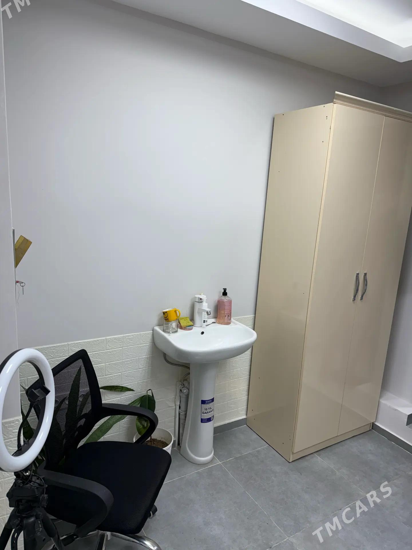 KABINET - Parahat 2 - img 1