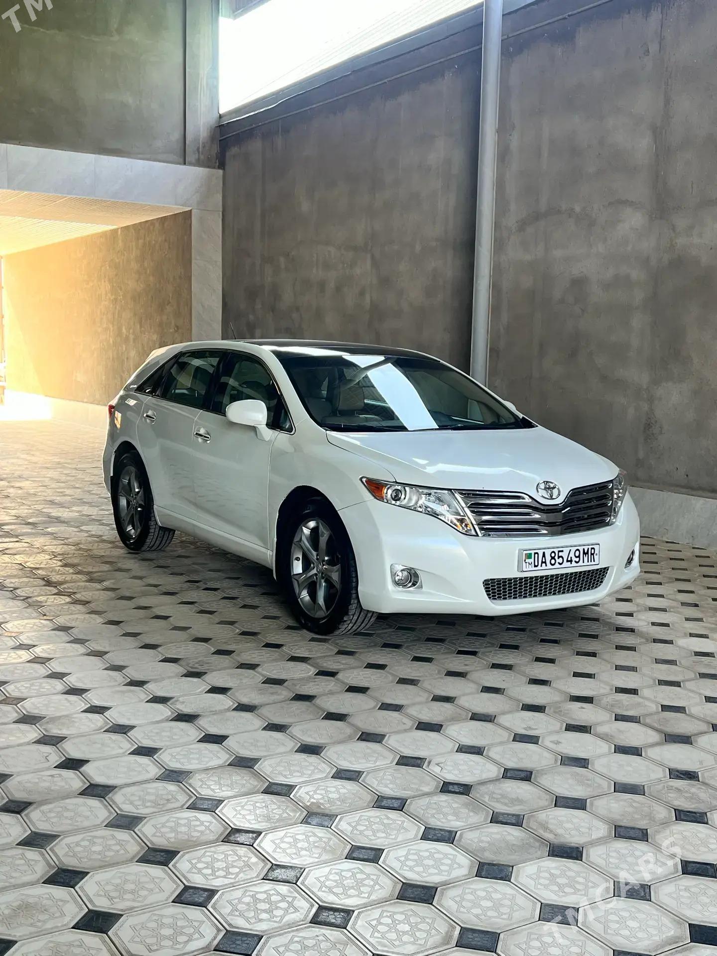 Toyota Venza 2010 - 230 000 TMT - Мары - img 1