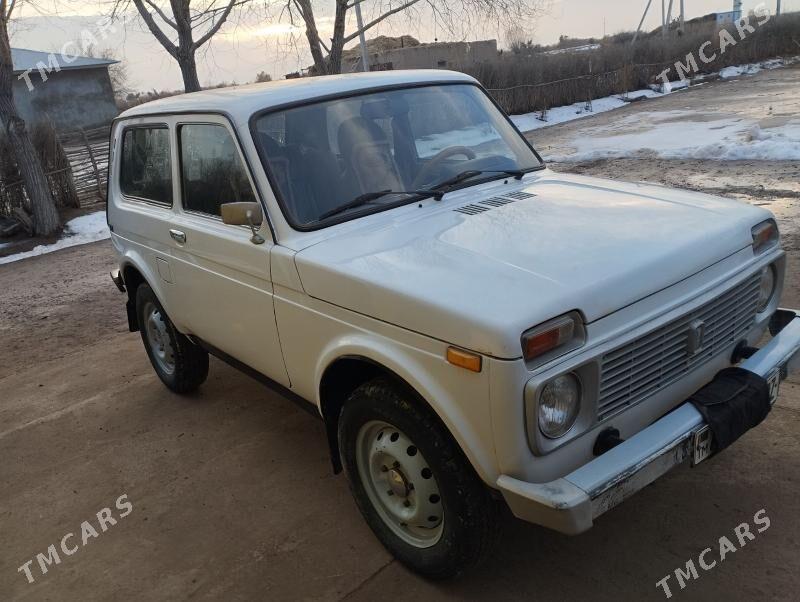Lada Niva 2003 - 60 000 TMT - Türkmenbaşy etr. - img 1