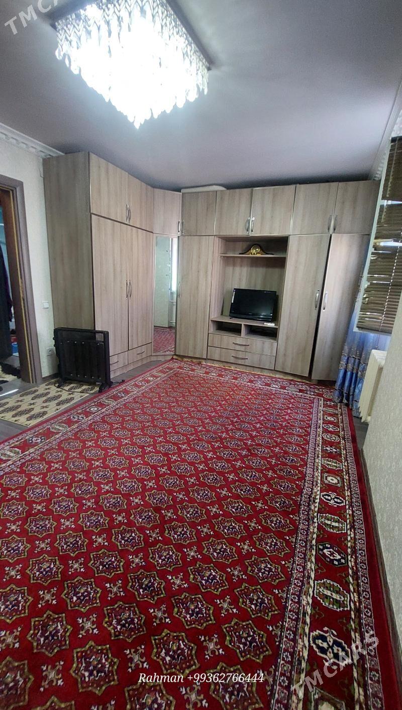 (3240)-HITROWKA 4-KOMNAT 3/2-ETAJY GRAJDAN RAHMAN - Hitrowka - img 1