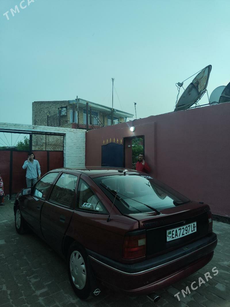 Opel Vectra 1991 - 45 000 TMT - Керки - img 1