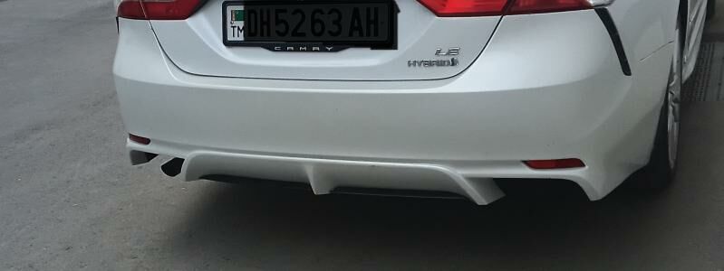 xse camry 18 23 yzyky bamper 700 TMT - Büzmeýin - img 1