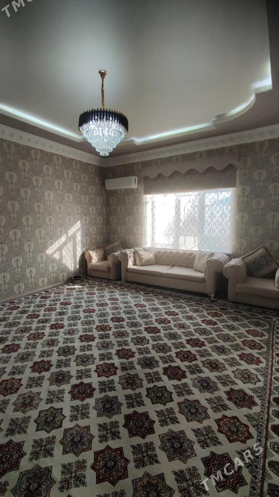 Çoganly çep tarap eyesinden - Ашхабад - img 1