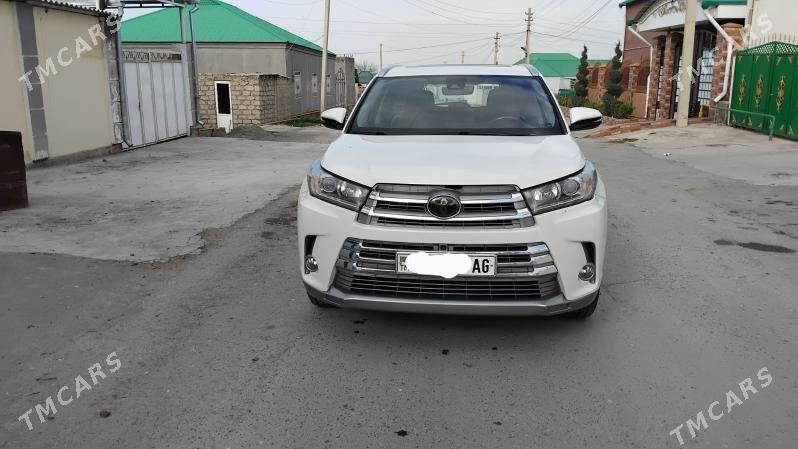 Toyota Highlander 2017 - 480 000 TMT - Aşgabat - img 1