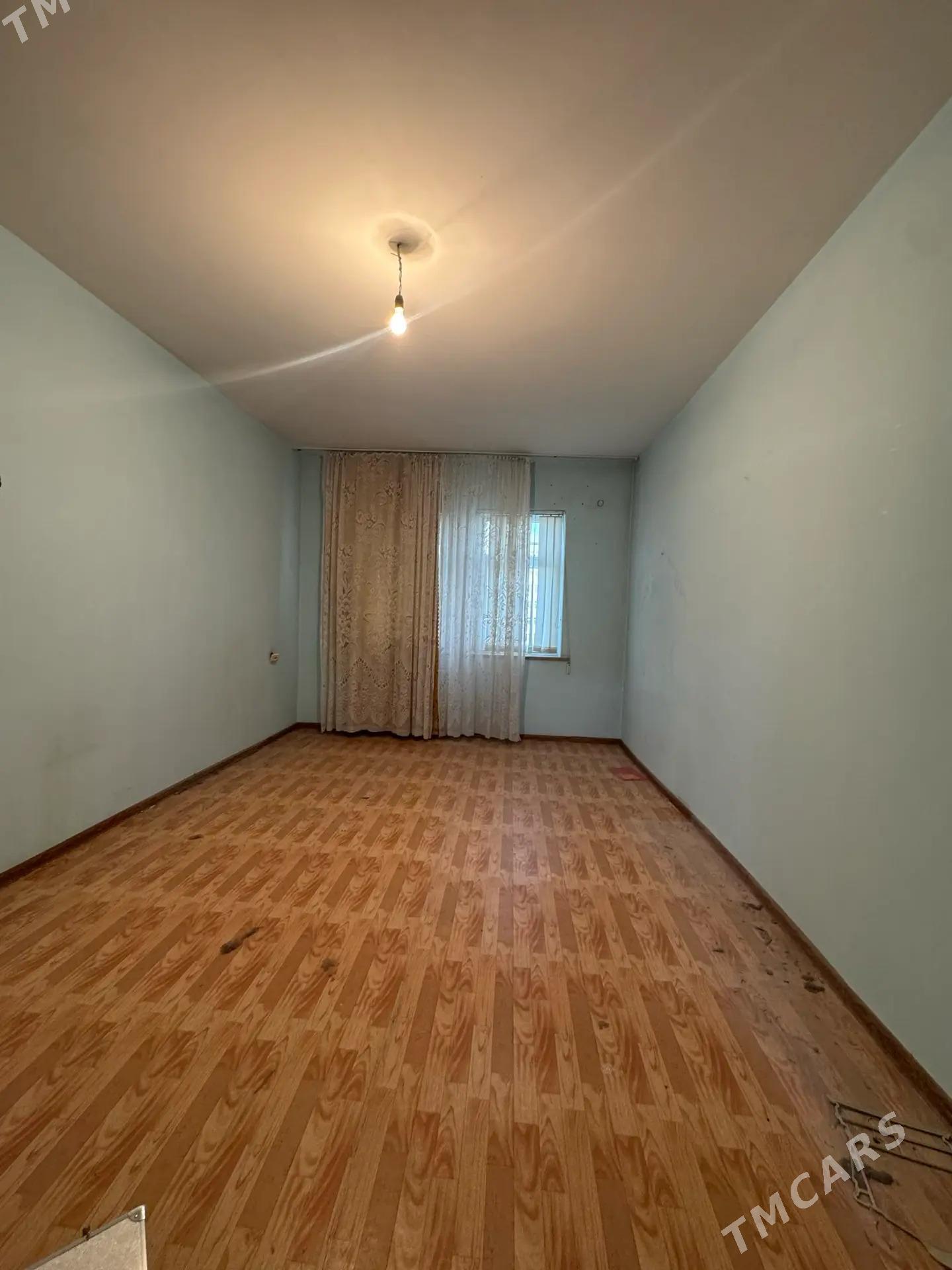 Мир 6 - Aşgabat - img 1