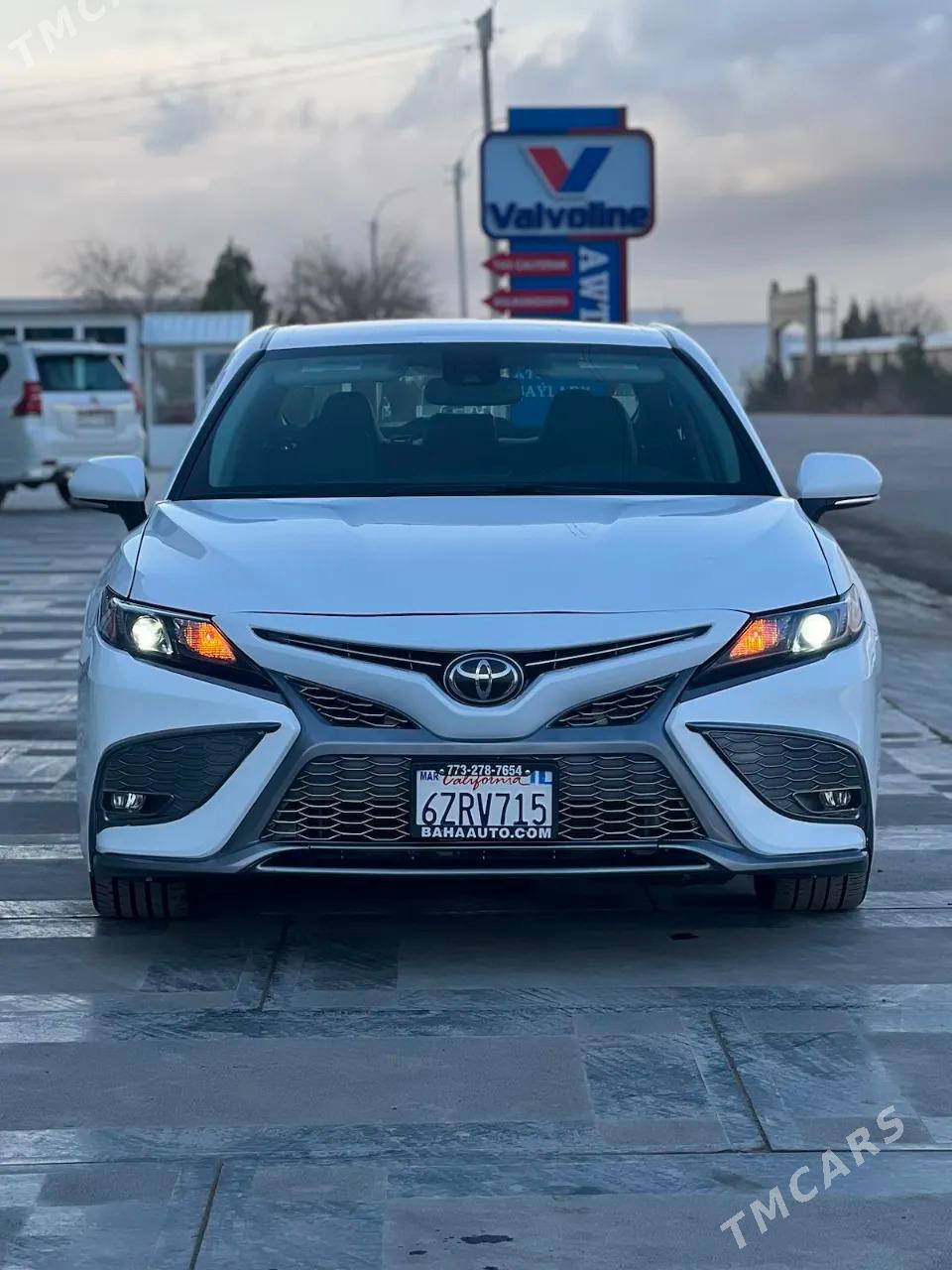 Toyota Camry 2023 - 338 000 TMT - Aşgabat - img 1