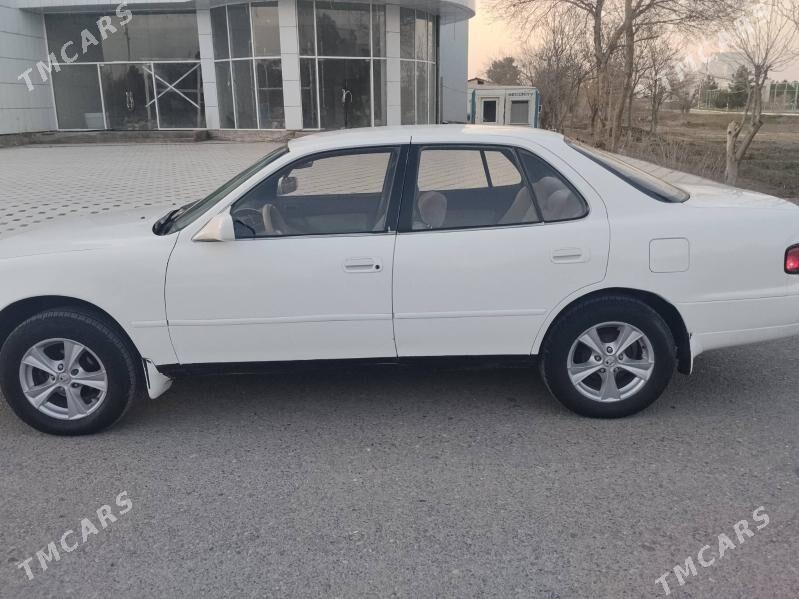 Toyota Camry 1993 - 100 000 TMT - Murgap - img 1