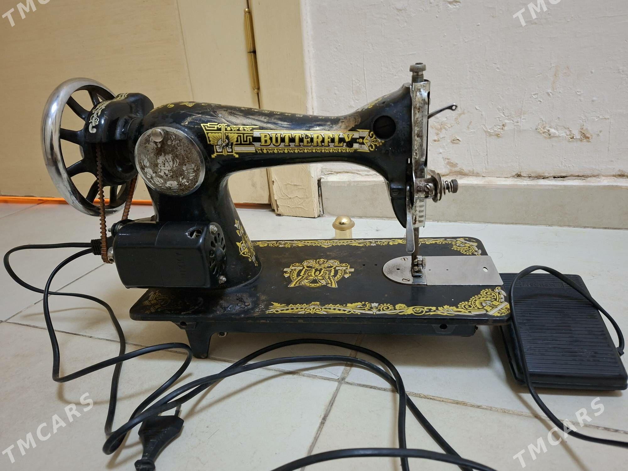 Gadymy tokly tikin maşyny - Moskowskiý köç. (10 ýyl abadançylyk şaýoly) - img 1