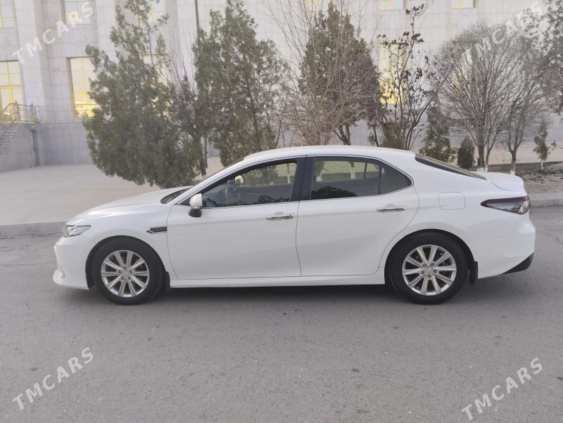 Toyota Camry Hybrid 2021 - 250 000 TMT - Дашогуз - img 1