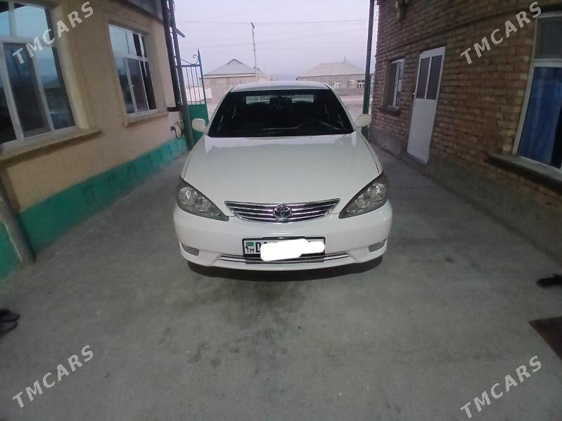 Toyota Camry 2003 - 145 000 TMT - Бахарден - img 1