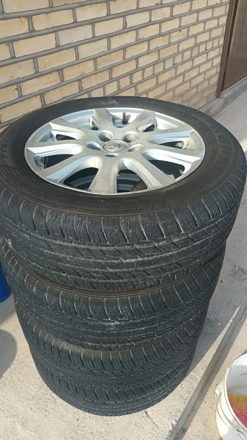 17lik disga pakryşga. 3 000 TMT - Kaka - img 1