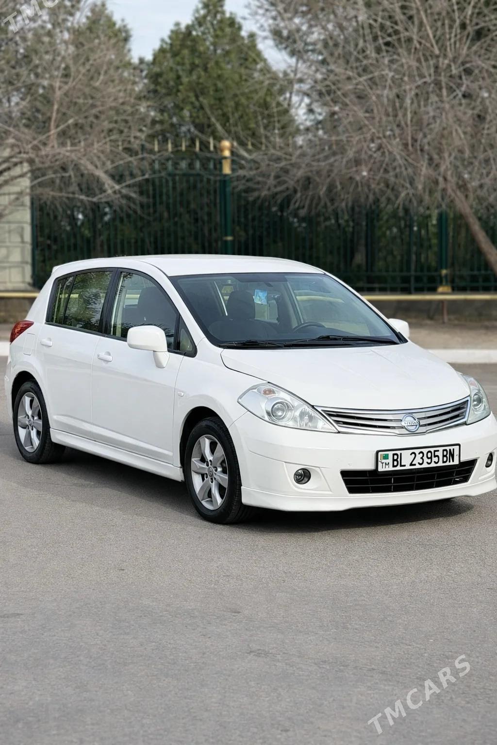 Nissan Versa 2012 - 150 000 TMT - Балканабат - img 1