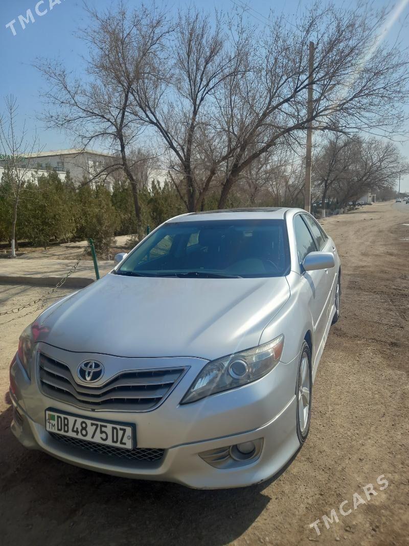 Toyota Camry 2011 - 245 000 TMT - Кёнеургенч - img 1