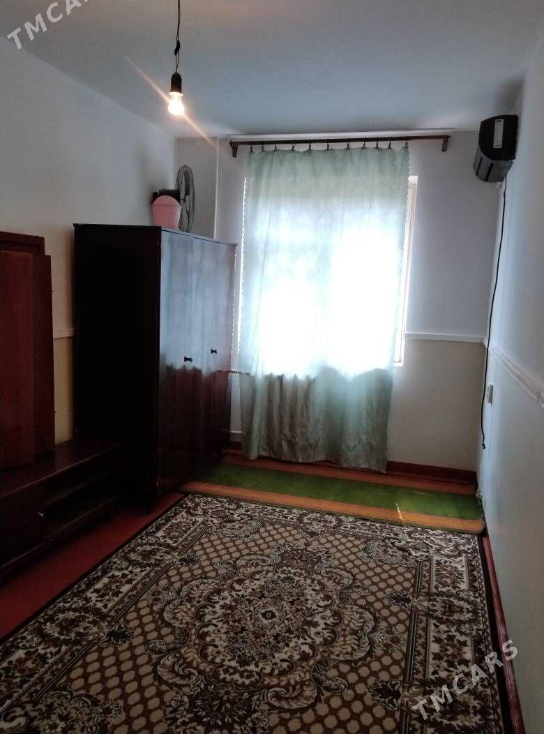 11 mkr - 11 mkr - img 1