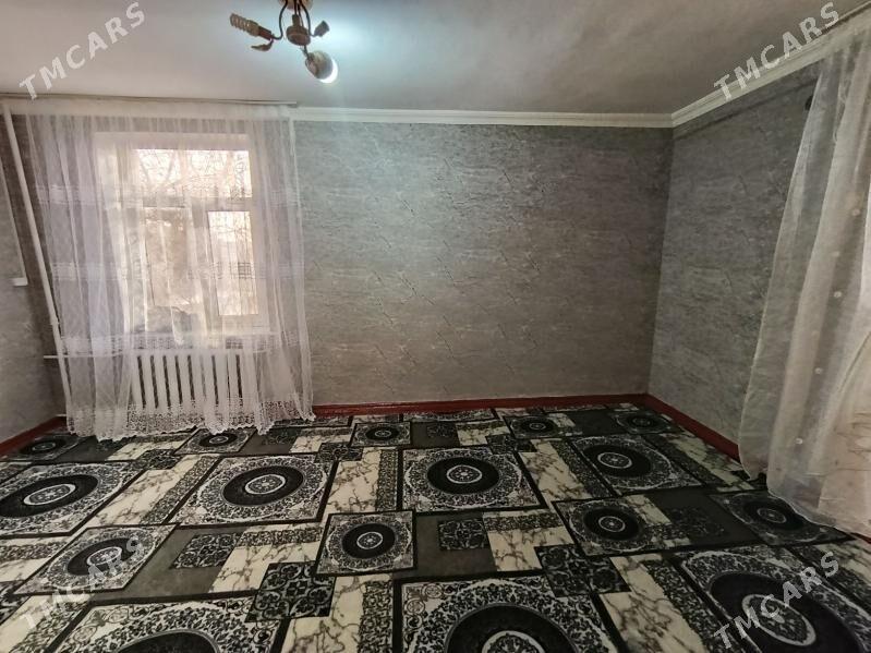 продаю 1 ком квартира - Türkmenabat - img 1