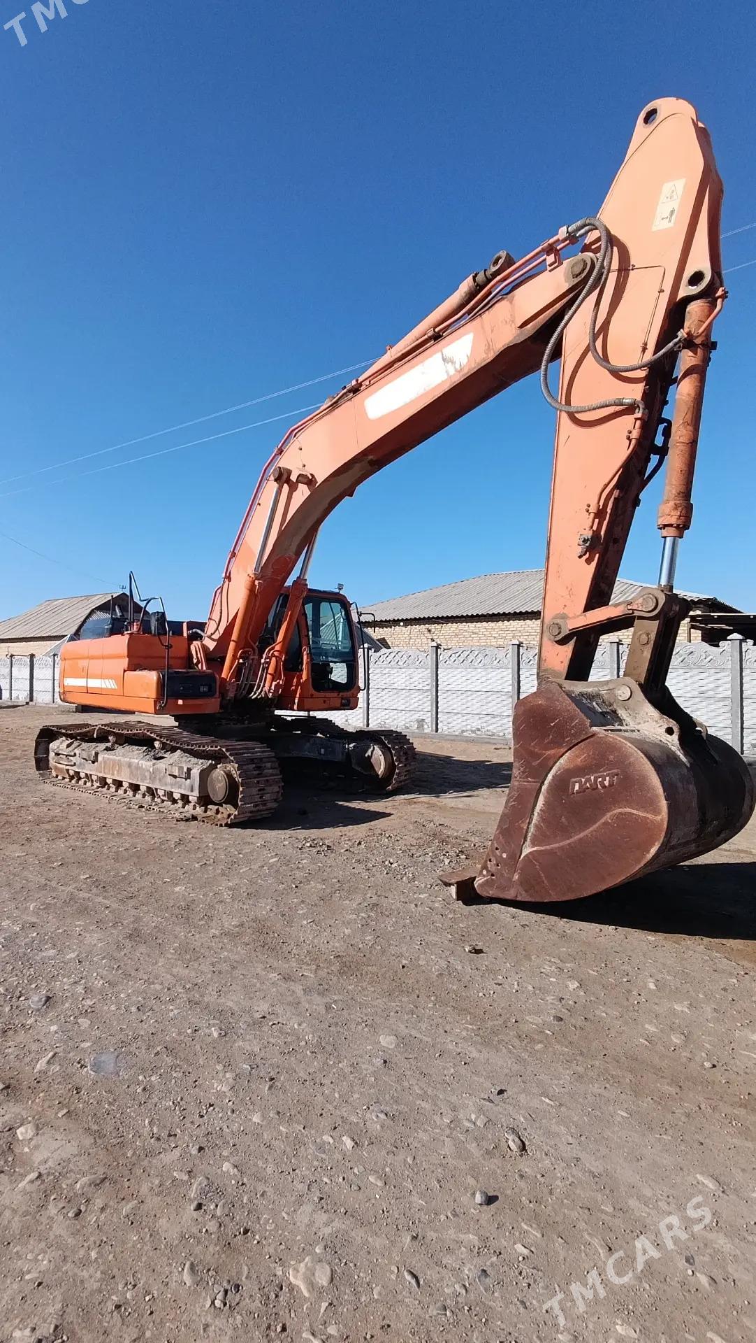 Caterpillar 340 Series 2014 - 1 000 000 TMT - Сакарчага - img 1