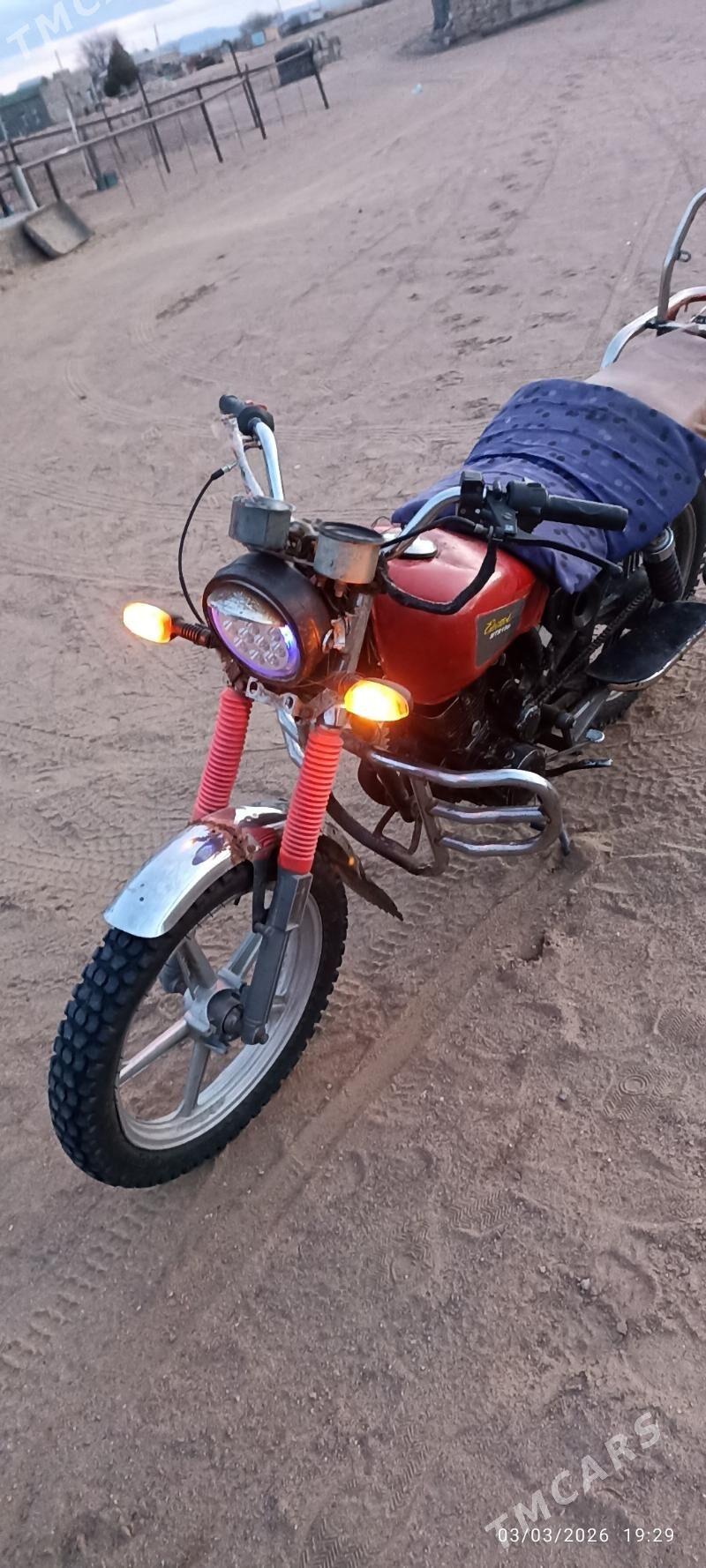 Fekon FK150-8G 2015 - 12 000 TMT - Балканабат - img 1