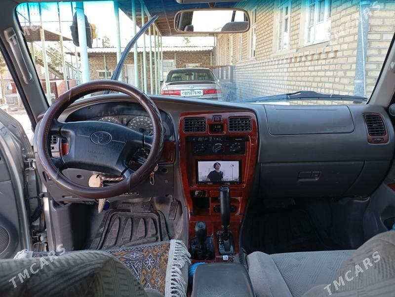Toyota 4Runner 2002 - 200 000 TMT - Байрамали - img 1