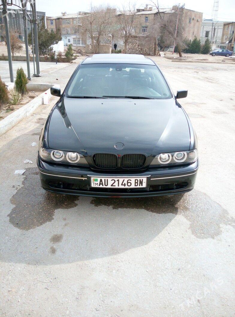 BMW E39 2003 - 150 000 TMT - Балканабат - img 1