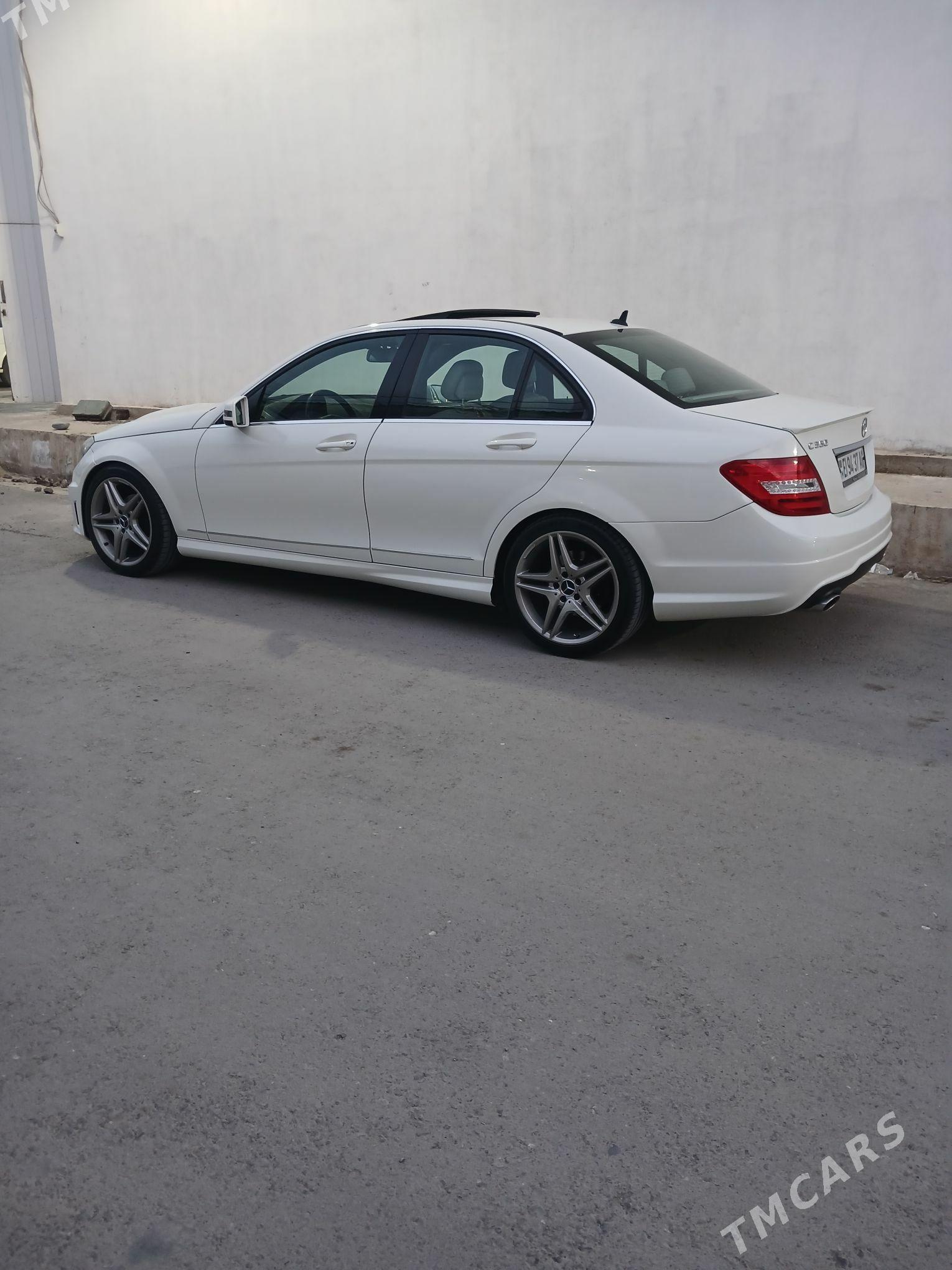 Mercedes-Benz C300 2011 - 225 000 TMT - Ашхабад - img 1