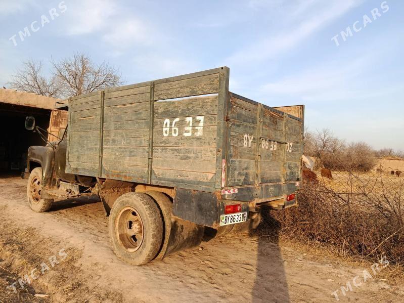 Gaz 52 1980 - 10 000 TMT - Türkmenbaşy etr. - img 1