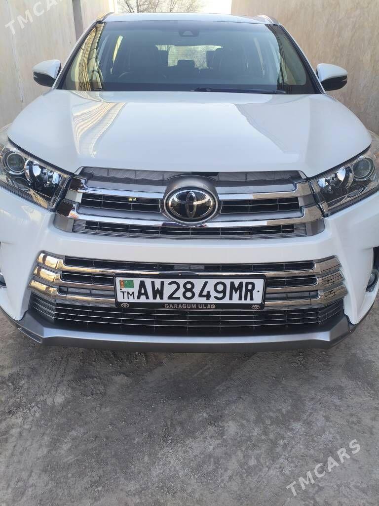 Toyota Grand Highlander 2019 - 500 000 TMT - Дашогуз - img 1