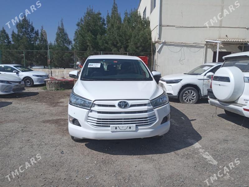 Toyota Innova 2021 - 265 000 TMT - Ýolöten - img 1