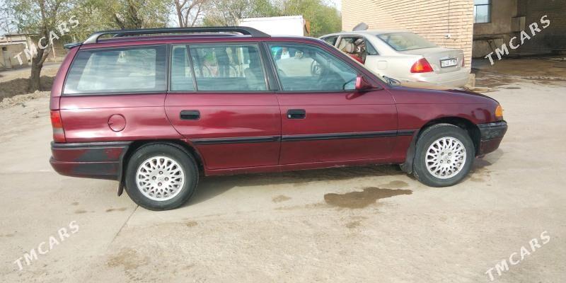 Opel Astra 1993 - 42 000 TMT - Wekilbazar - img 1