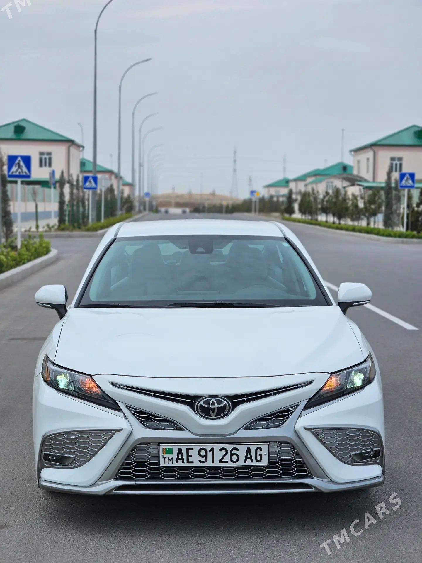 Toyota Camry 2022 - 350 000 TMT - Aşgabat - img 1