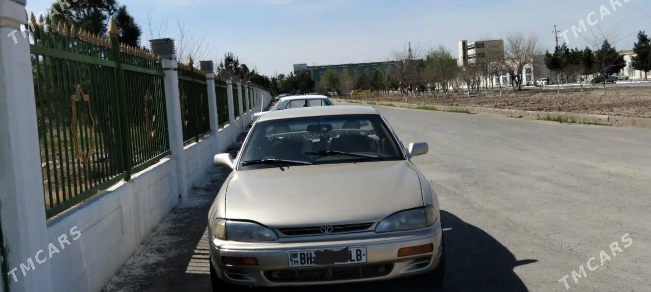 Toyota Camry 1993 - 100 000 TMT - Сакар - img 1