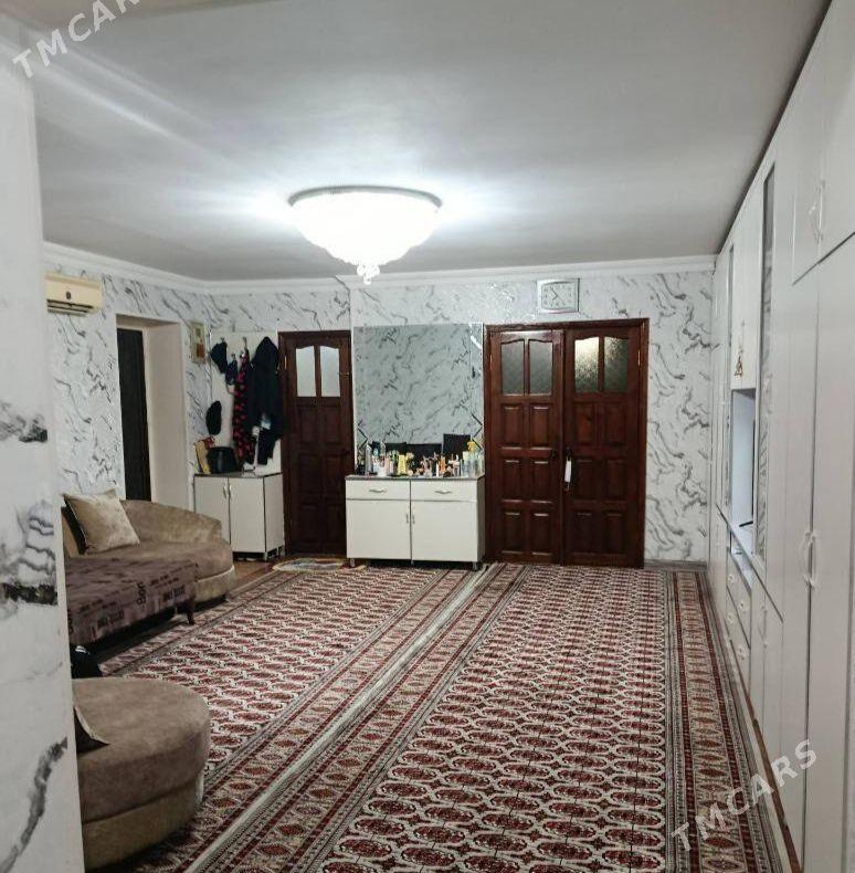 квартира продаётся - Туркменбаши - img 1