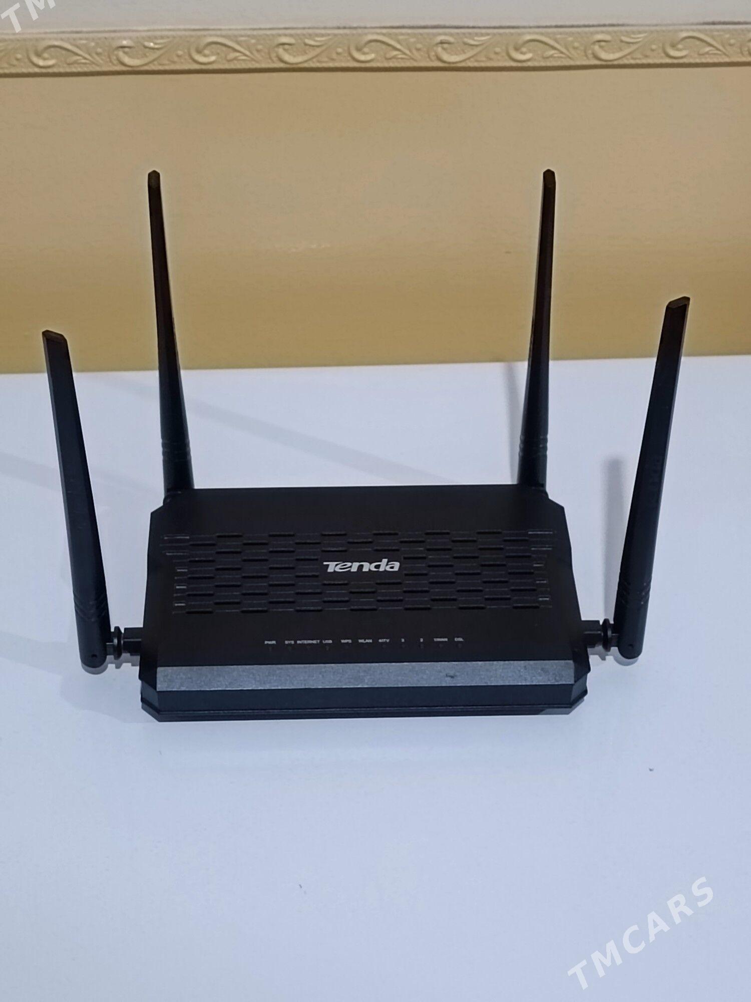 Tenda D 305 router - Анев - img 1