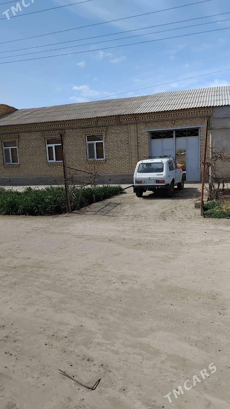 Lada Niva 1992 - 6 000 TMT - Farap - img 1