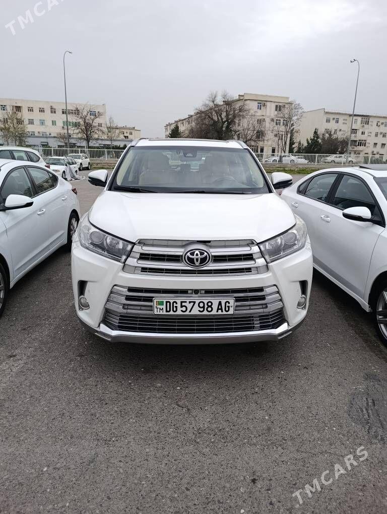 Toyota Highlander 2018 - 480 000 TMT - 5 mkr - img 1