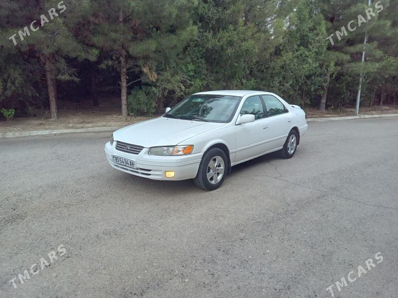 Toyota Camry 1997 - 135 000 TMT - Бахарден - img 1