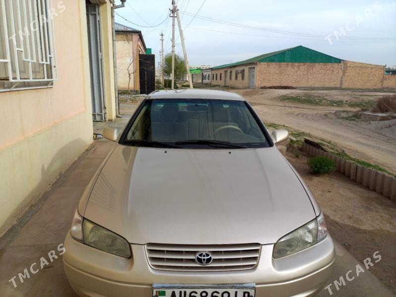 Toyota Camry 1998 - 145 000 TMT - Туркменабат - img 1