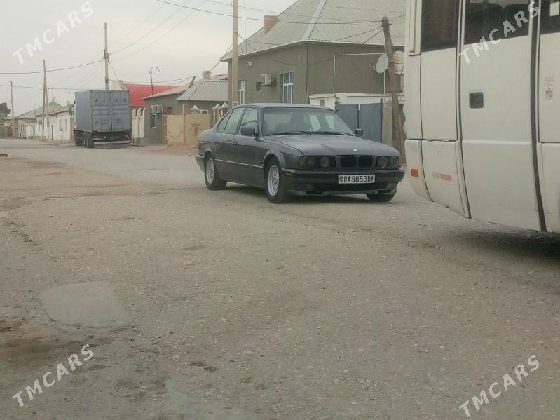 BMW 525 1993 - 50 000 TMT - Балканабат - img 1