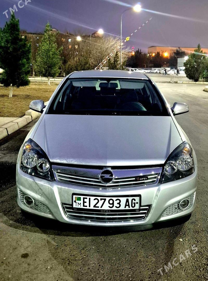 Opel Astra 2013 - 149 000 TMT - 8 мкр - img 1