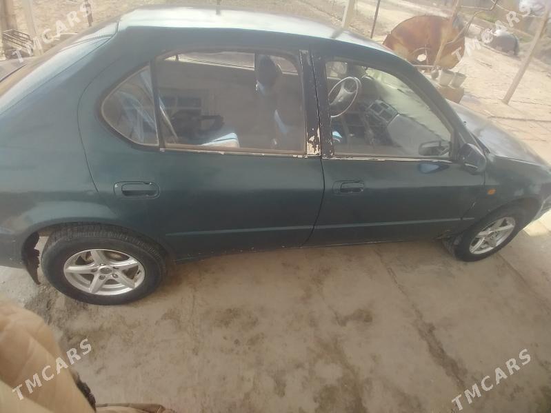 Toyota Camry 1995 - 32 000 TMT - Туркменгала - img 1