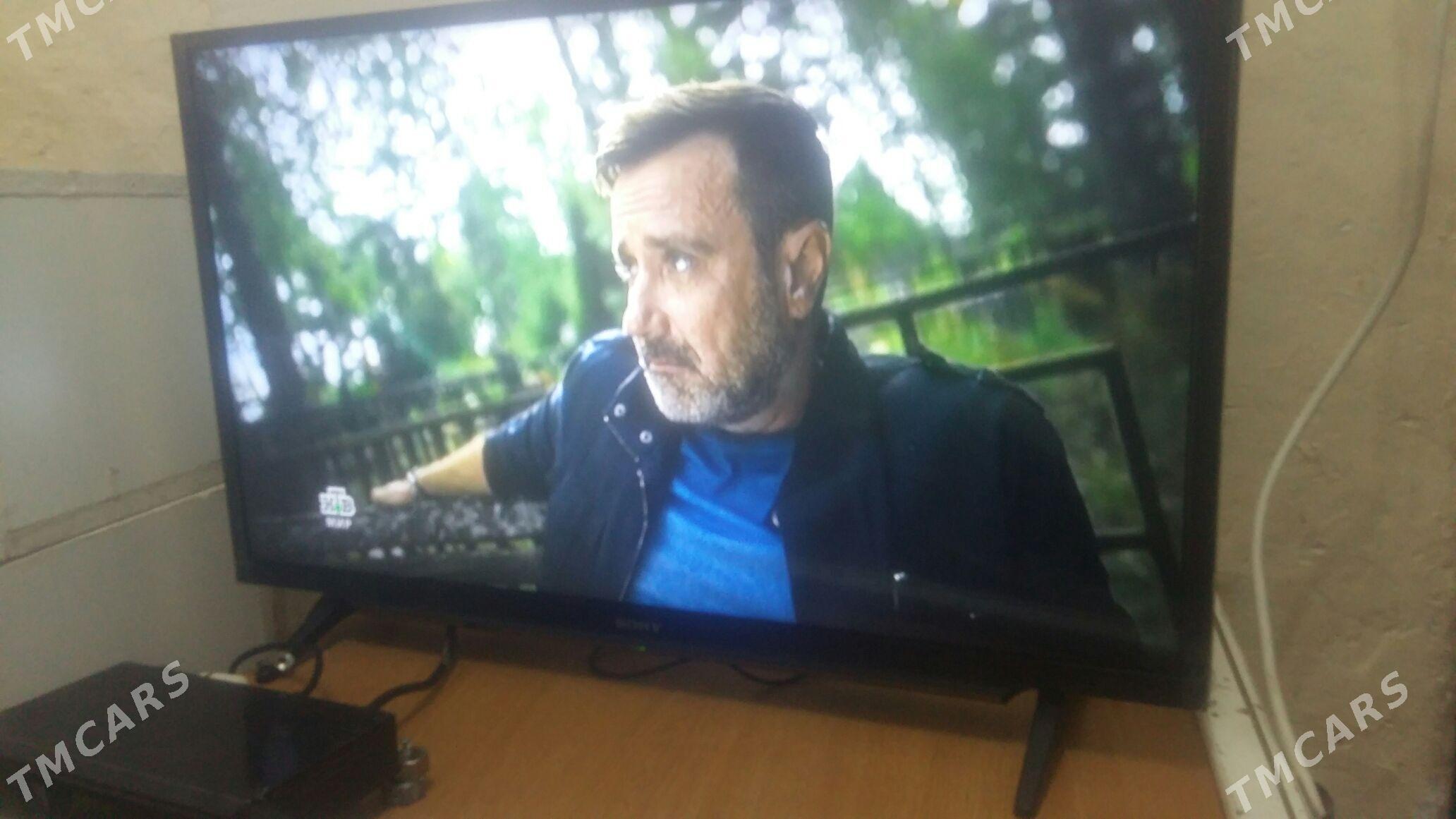 Telewizor/Телевизор - Büzmeýin GRES - img 1