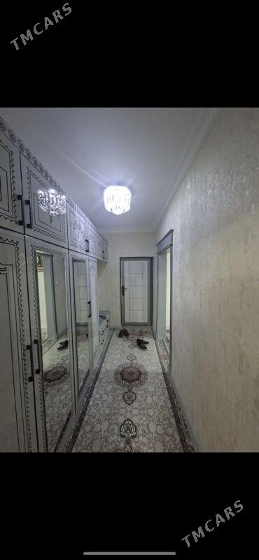 Anew panelka 4komnat 3etaź - Анев - img 1