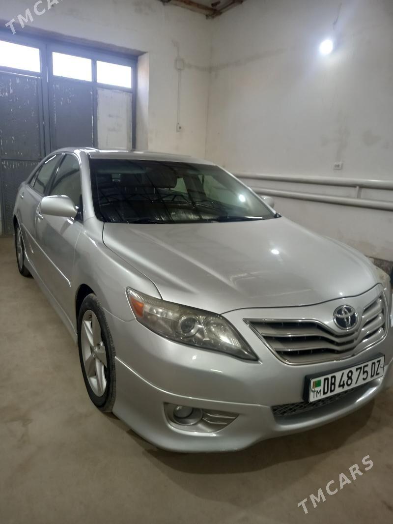 Toyota Camry 2011 - 245 000 TMT - Кёнеургенч - img 1
