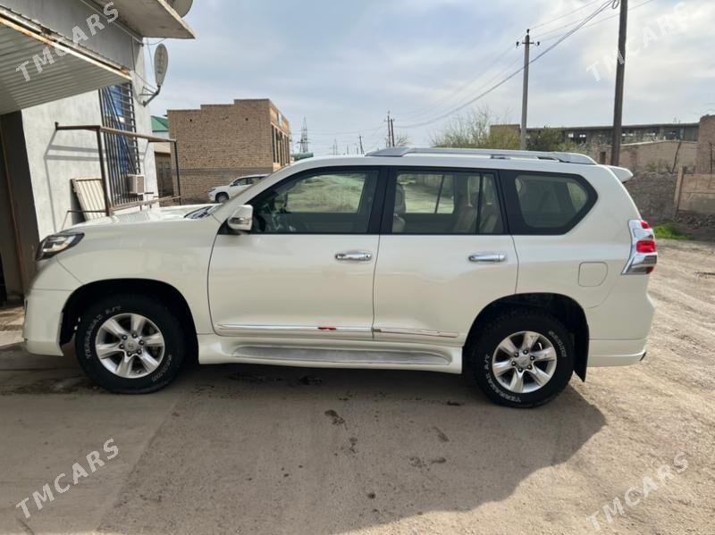 Toyota Land Cruiser Prado 2013 - 560 000 TMT - Керки - img 1