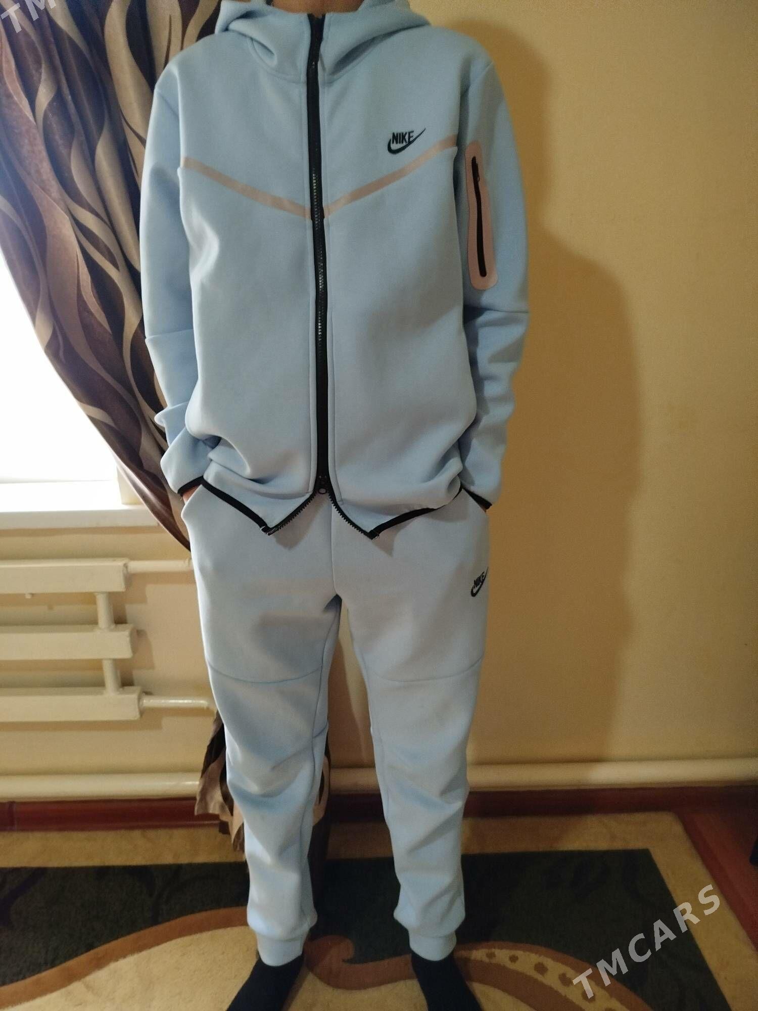 Nike Tech - Balkanabat - img 1