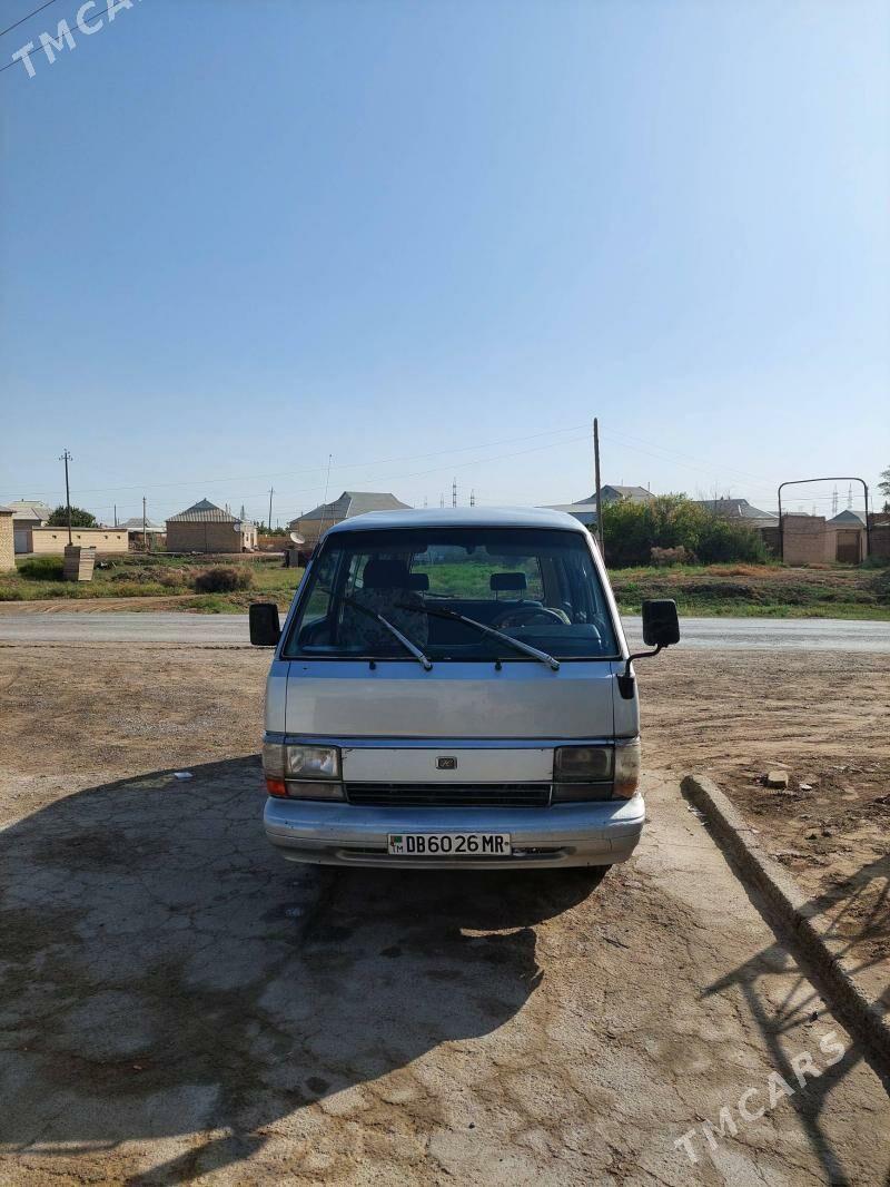 Toyota Hiace 1988 - 40 000 TMT - Mary - img 1